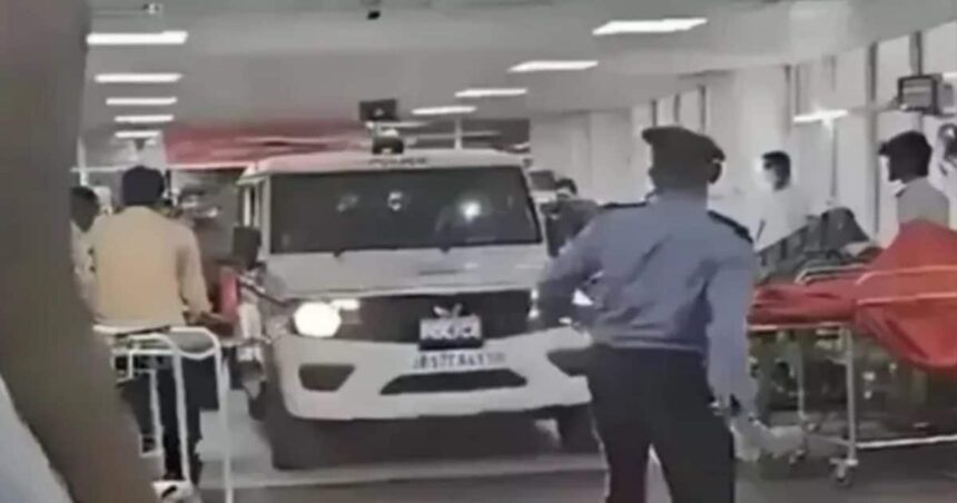 Hey he ran, he fell... Police car reached 3rd floor of Rishikesh Aiims, video went viral