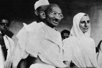 Mira Ben: Mahatma Gandhi made an English woman his daughter in the very first meeting, know the reason - Amar Ujala