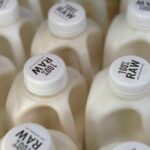 With bird flu infecting dairy cattle, FDA asks some states to curb sales of raw milk