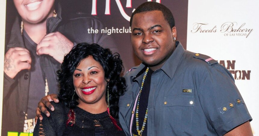 Rapper Sean Kingston and his mother indicted on federal charges in $1M fraud scheme