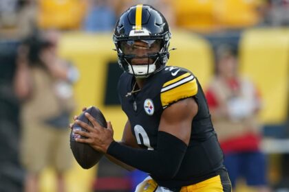 Fumbles 'negated a lot of good things' Justin Fields did in Steelers debut