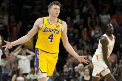 Rookie Dalton Knecht shows why the Lakers think they got a steal