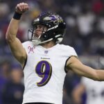 Baltimore Ravens place kicker Justin Tucker (9) watches his extra point against the Houston Texans during the first half of an NFL football game Wednesday, Dec. 25, 2024, in Houston. (AP Photo/Eric Christian Smith, File)