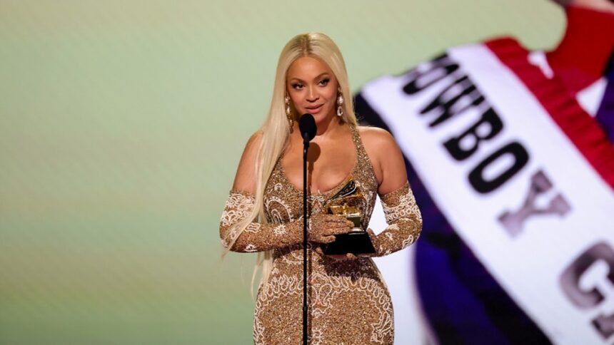 Beyoncé Wins Best Country Album, Presented by Taylor Swift